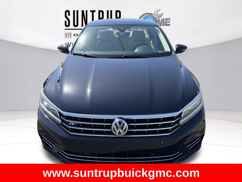 Used 2019 Volkswagen Passat 2.0T SE R-Line image 8