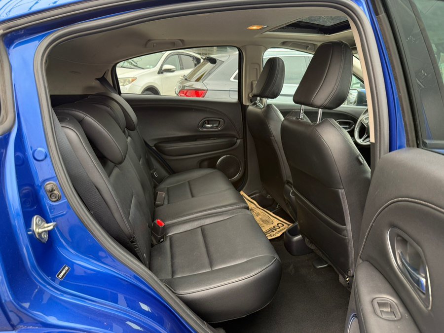 Used 2019 Honda HR-V Touring image 10