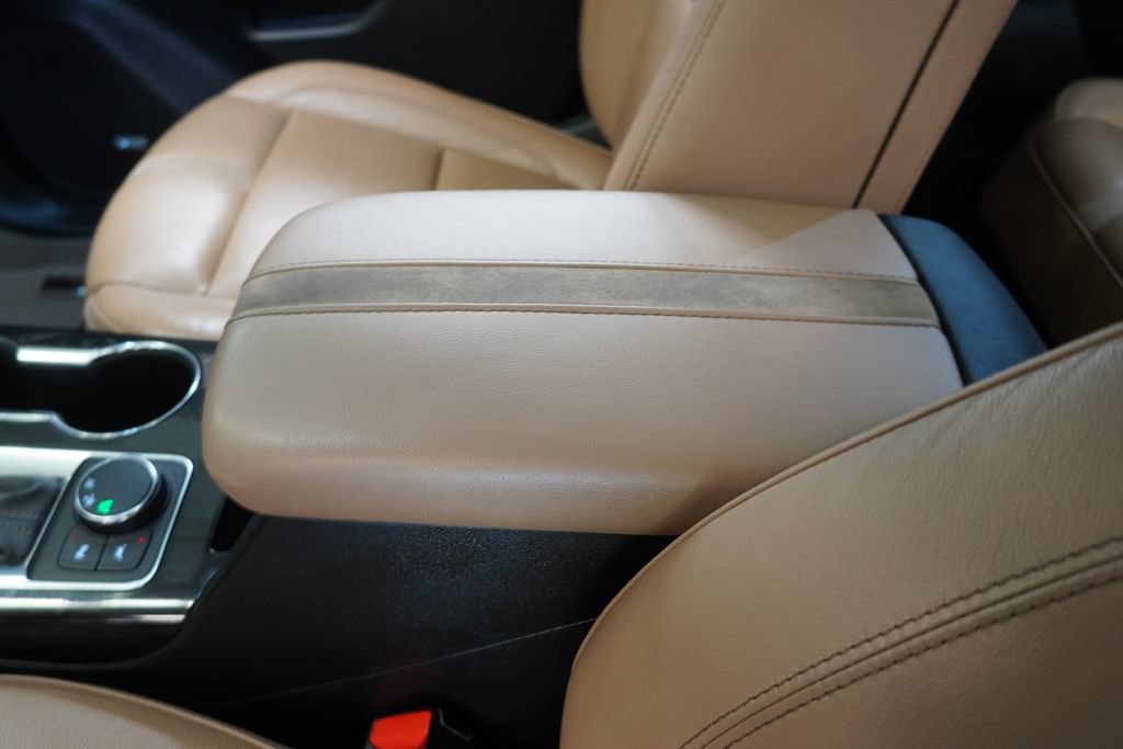 Used 2019 Chevrolet Blazer Premier w/ Sun and Wheels Package FWD image 24