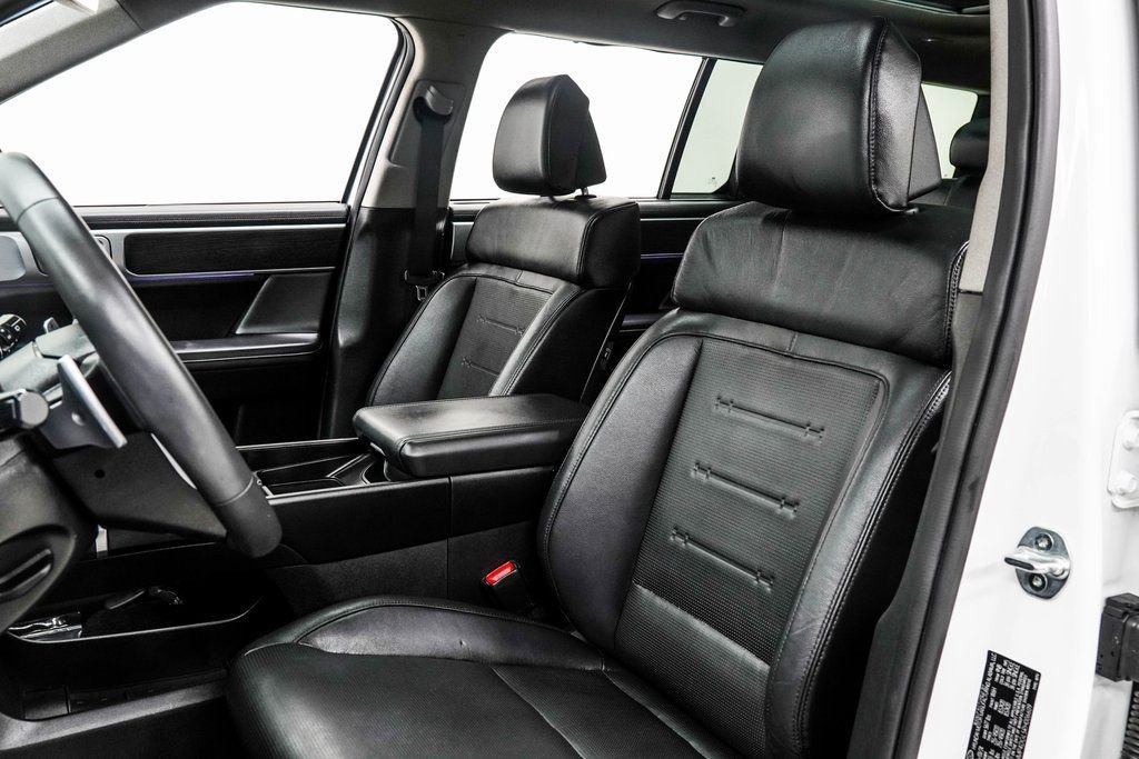 Used 2024 Hyundai Santa Fe Limited image 39