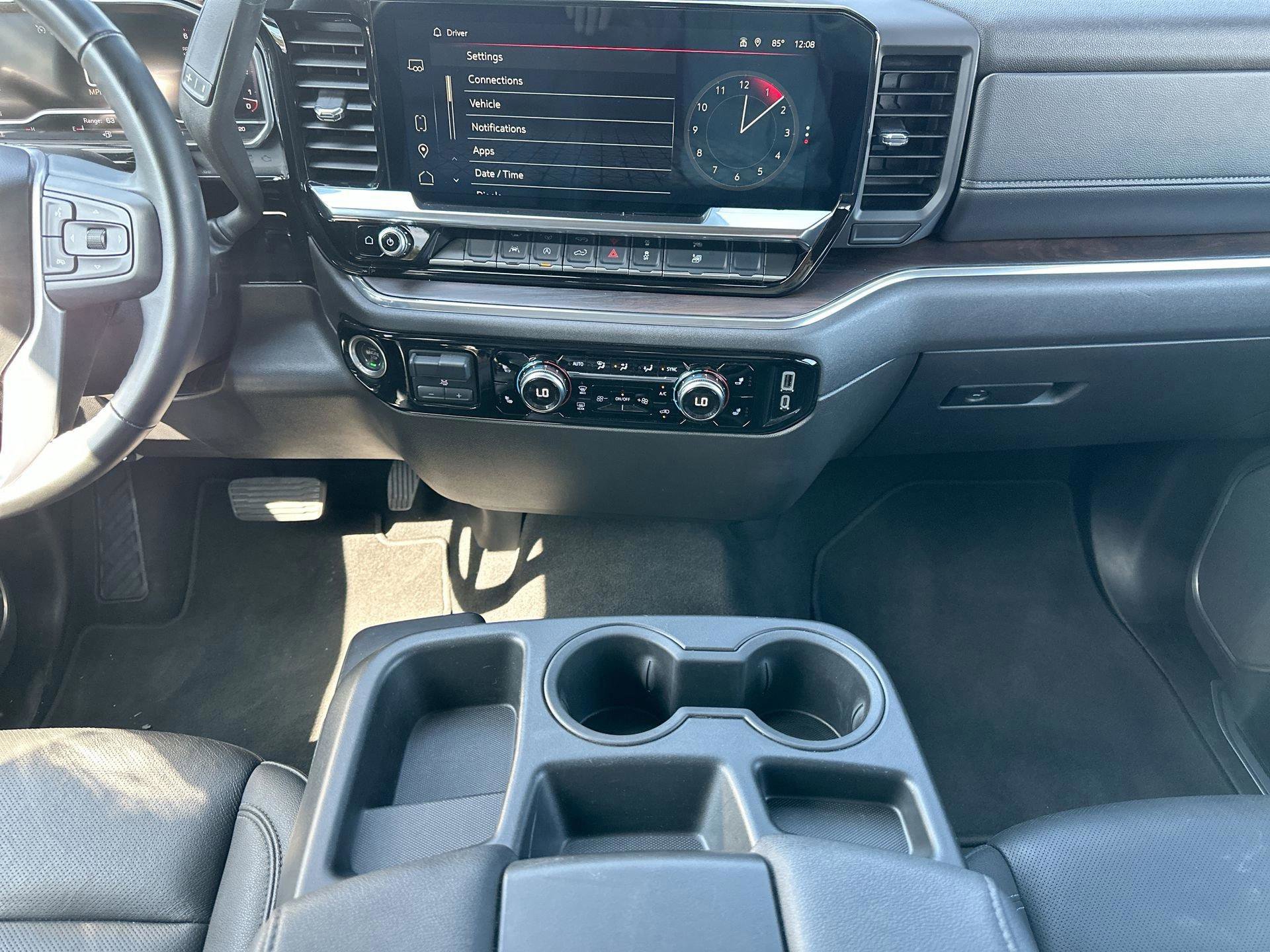 Used 2025 GMC Sierra 1500 SLT image 12