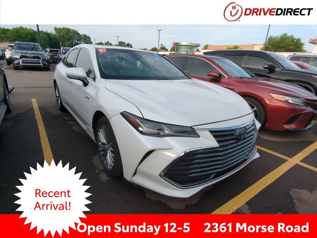 Used 2019 Toyota Avalon Limited FWD video 1