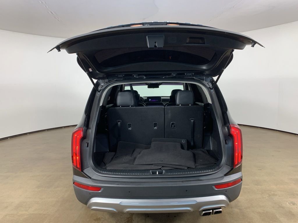 Used 2022 Kia Telluride S image 12