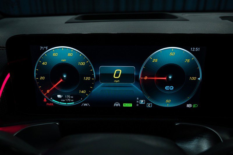 Certified 2023 Mercedes-Benz EQB 350 4MATIC SUV image 17