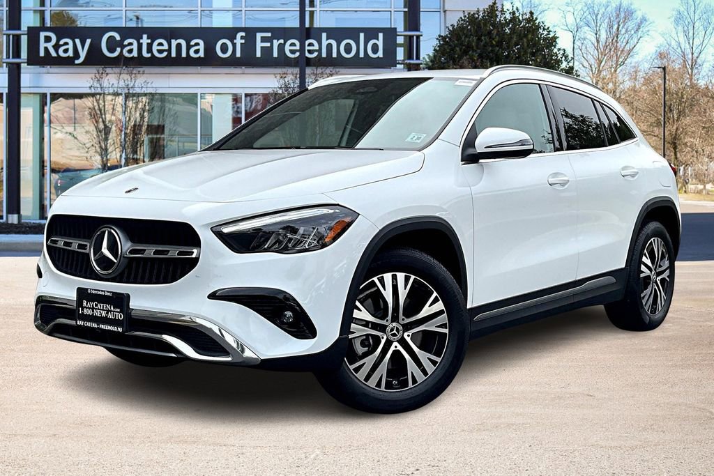 Certified 2025 Mercedes-Benz GLA 250 4MATIC image 1