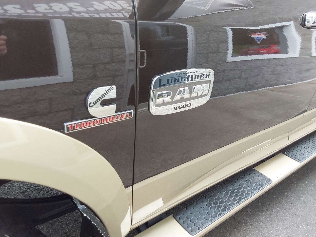 Used 2016 RAM 3500 Laramie Longhorn image 16