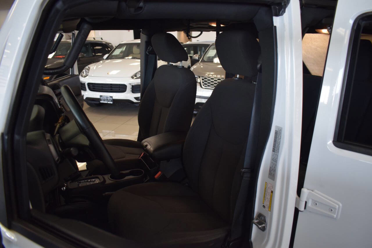 Used 2015 Jeep Wrangler Unlimited Sport w/ Quick Order Package 24S image 42