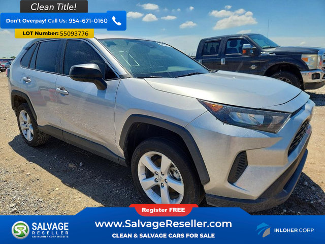 Used 2022 Toyota RAV4 LE FWD image 5