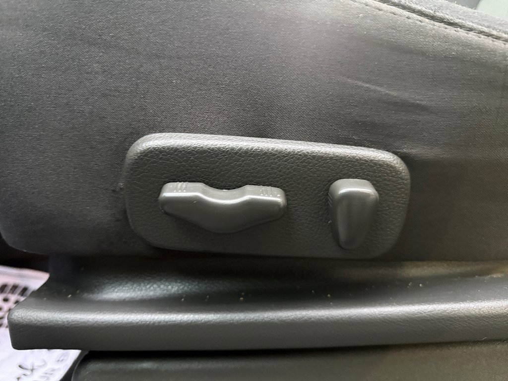 Used 2006 Nissan Titan SE image 23