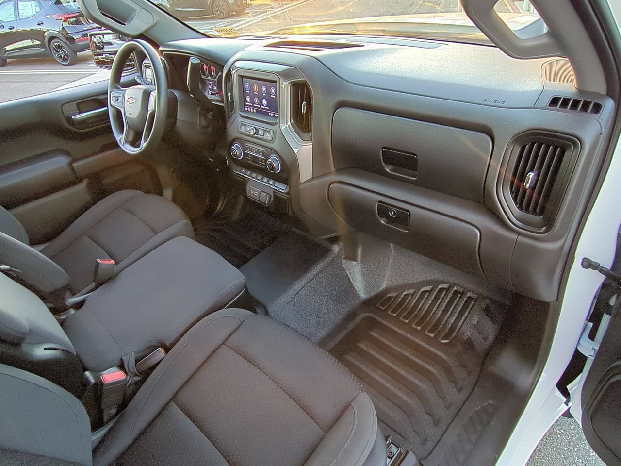 Used 2025 Chevrolet Silverado 1500 W/T RWD image 24