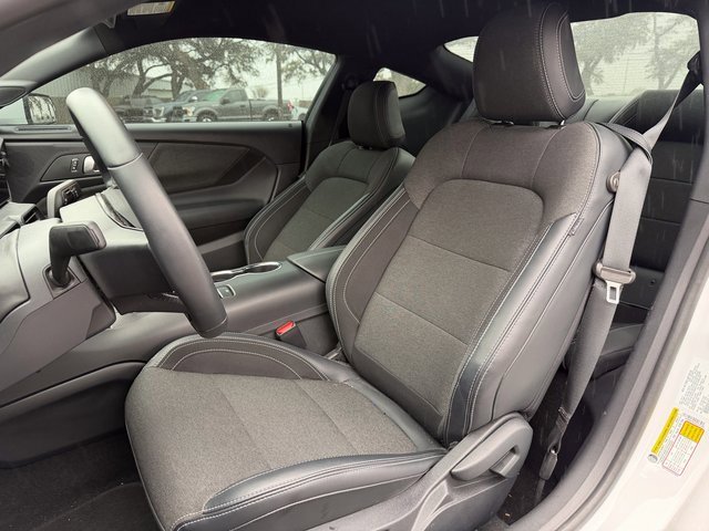 Used 2024 Ford Mustang EcoBoost image 6