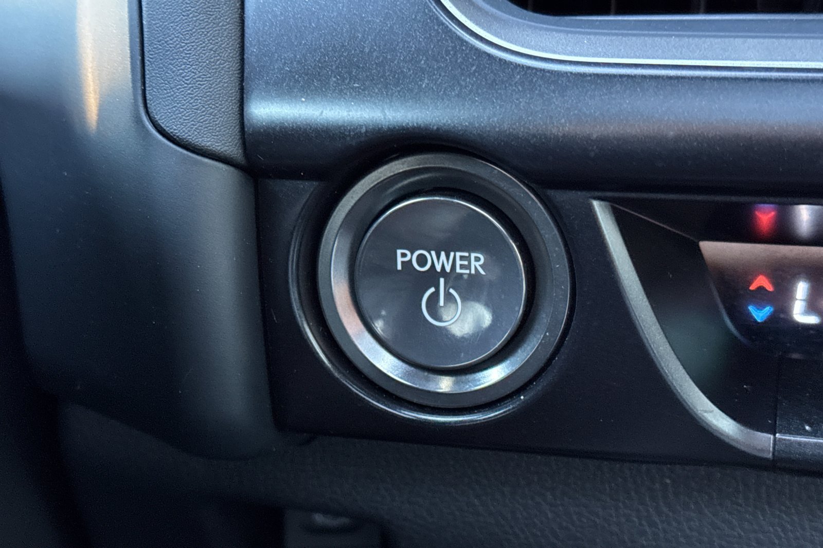 Used 2025 Lexus UX 300h FWD w/ Accessory Package (Z2) image 24