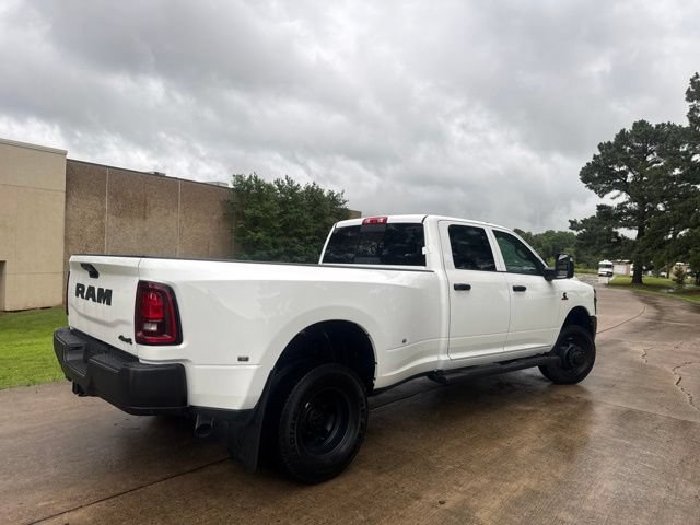 New 2026 RAM 3500 Tradesman AWD/4WD image 22