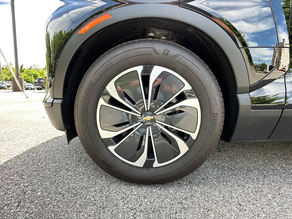 New 2026 Chevrolet Blazer EV LT AWD/4WD image 14