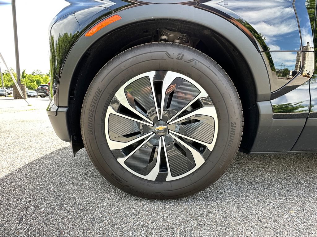 New 2026 Chevrolet Blazer EV LT AWD/4WD image 14