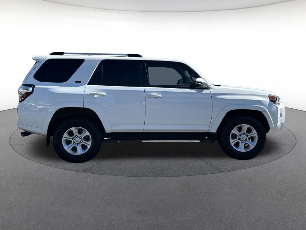 Used 2023 Toyota 4Runner SR5 Premium w/ Moonroof Package AWD/4WD image 7