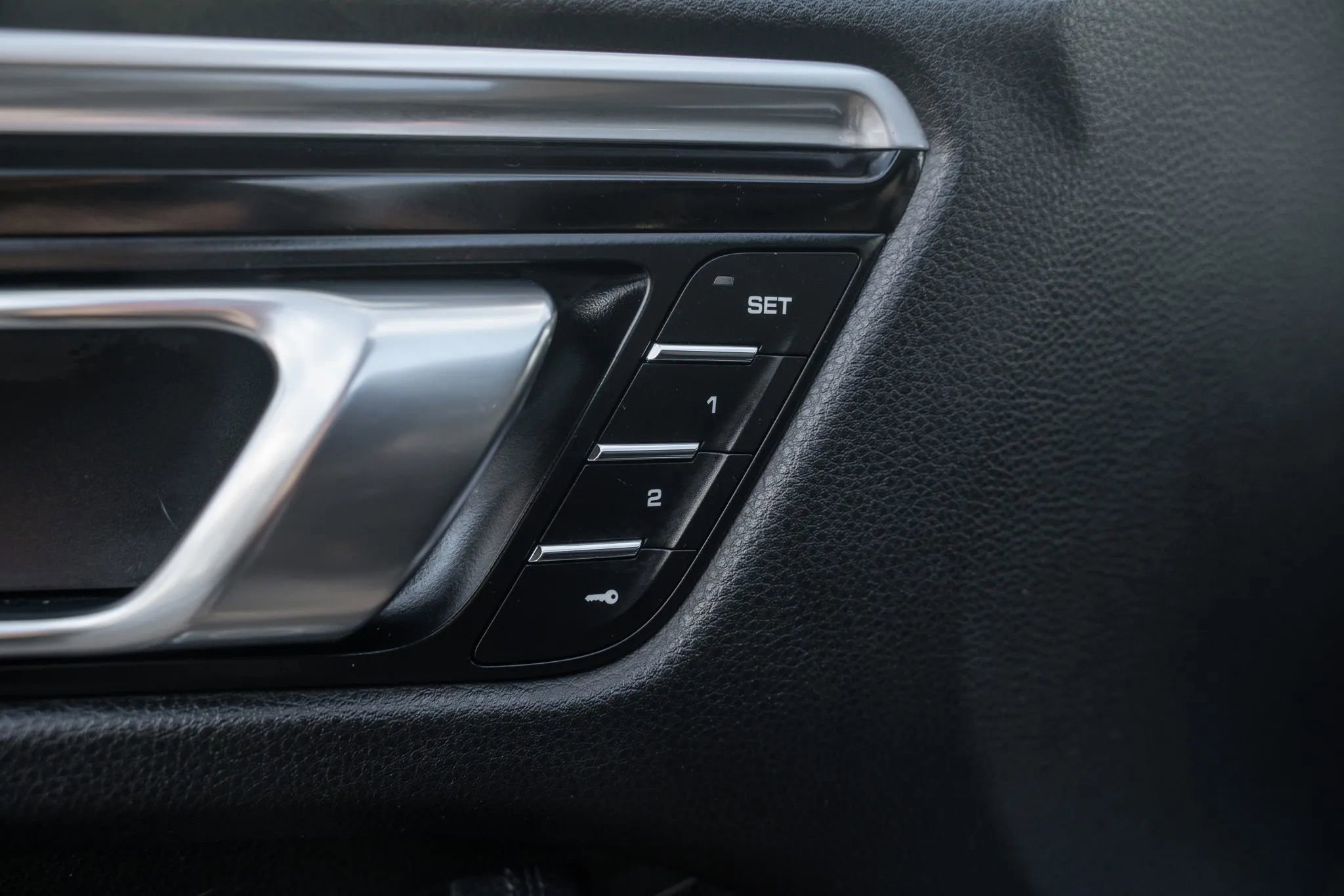 Used 2020 Porsche Macan S image 18