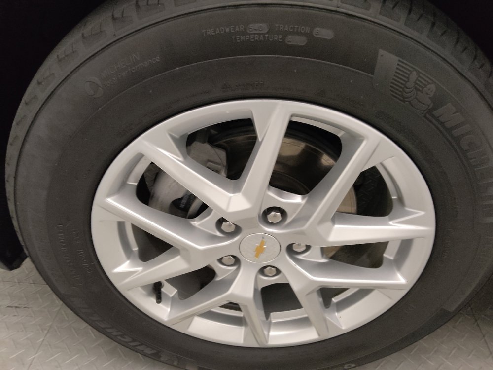 Used 2024 Chevrolet Equinox LS w/ Driver Confidence II Package image 31