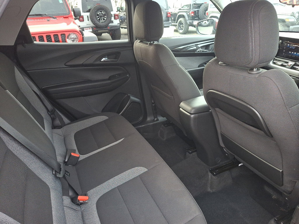 Used 2025 Chevrolet TrailBlazer LT image 15