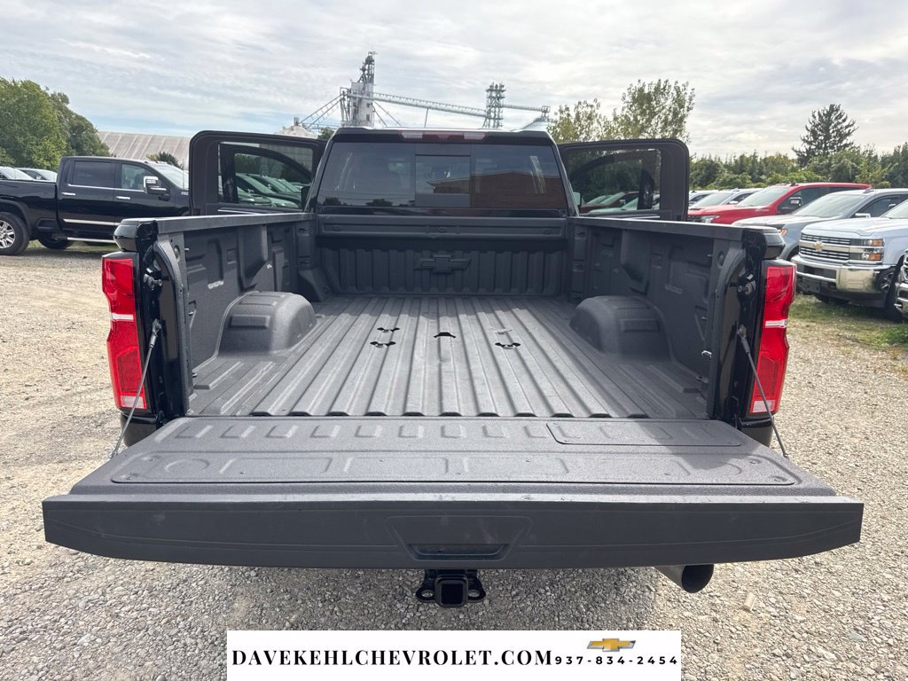 Used 2025 Chevrolet Silverado 3500 LTZ w/ LTZ Plus Package AWD/4WD image 41