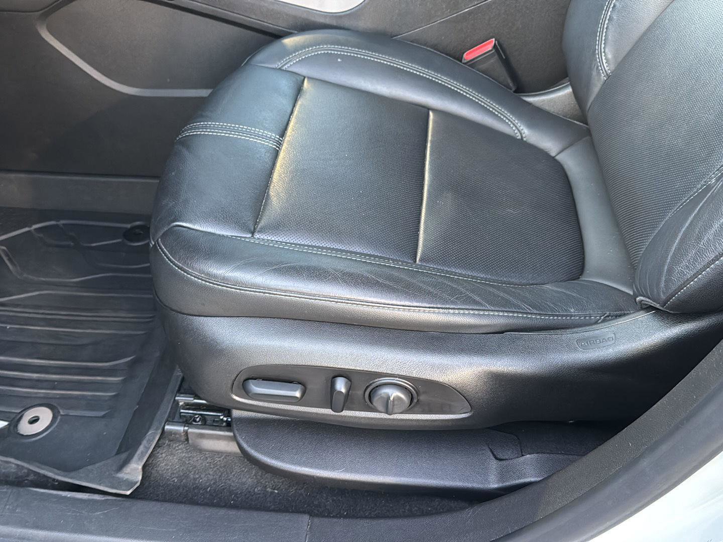 Used 2019 Chevrolet Blazer LT w/ Sound & Technology Package image 28