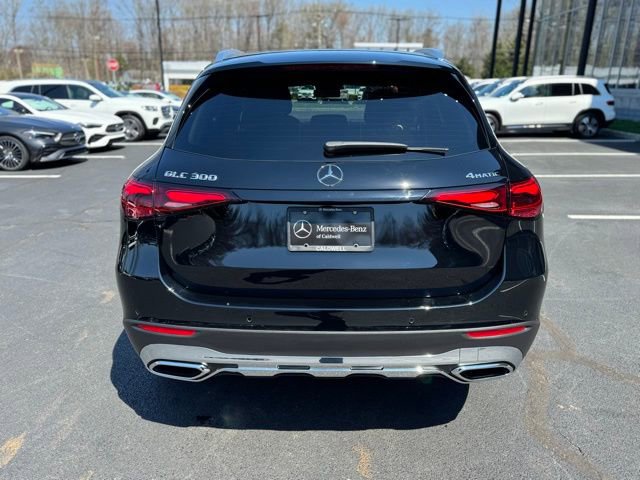 Used 2026 Mercedes-Benz GLC 300 4MATIC image 4