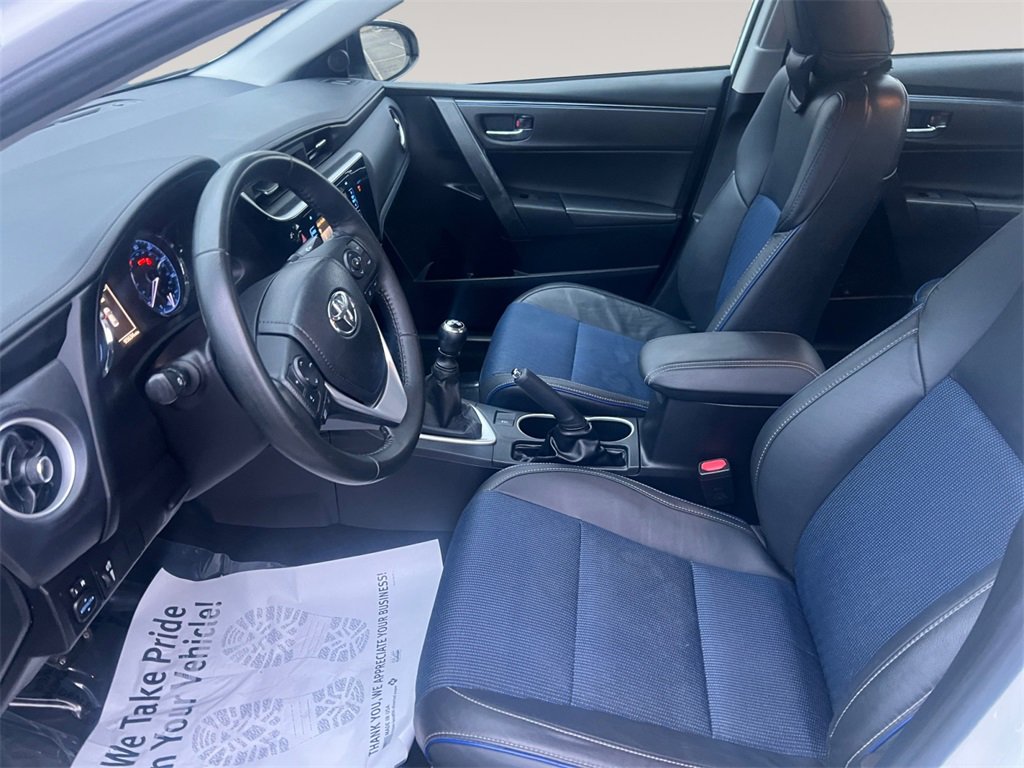 Used 2019 Toyota Corolla SE image 9