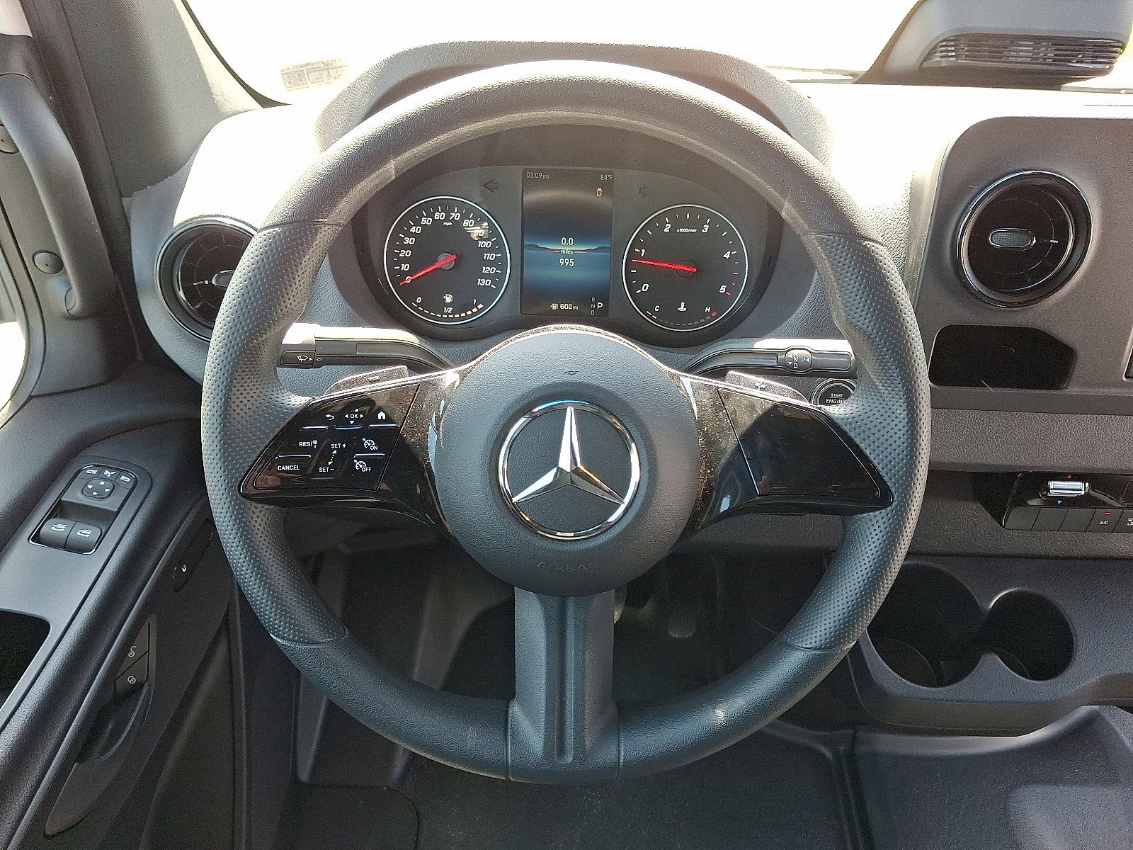 Used 2025 Mercedes-Benz Sprinter 2500 image 19