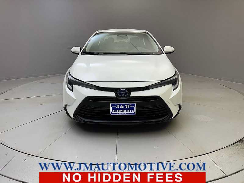 Used 2023 Toyota Corolla LE w/ LE Convenience Package FWD image 8