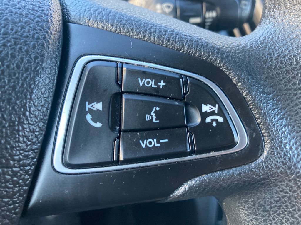 Used 2019 Ford Escape SE image 37