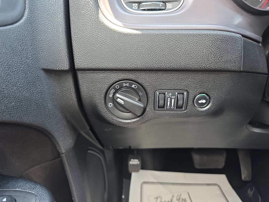 Used 2023 Dodge Charger SXT RWD image 34