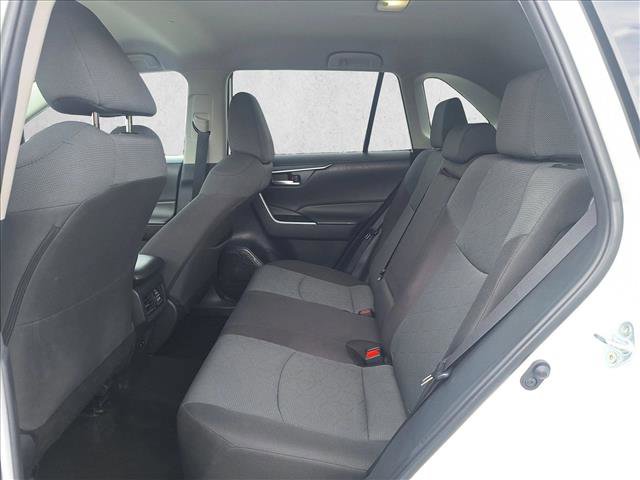 Used 2024 Toyota RAV4 XLE AWD/4WD image 15