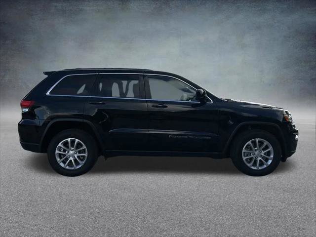 Certified 2022 Jeep Grand Cherokee Laredo E RWD image 4