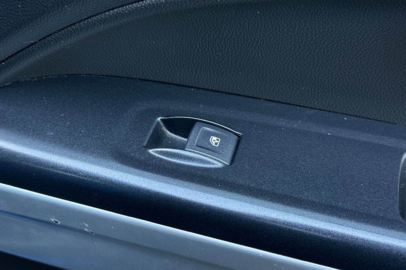 Used 2019 Chevrolet Colorado ZR2 image 20