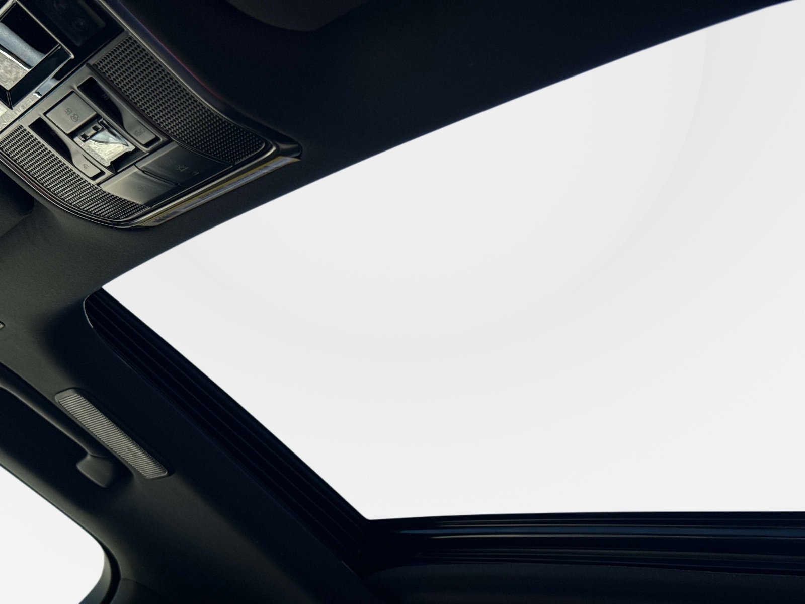 New 2026 Lexus LX 700h Overtrail AWD/4WD image 31