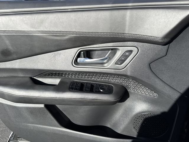 Used 2024 Nissan Ariya FWD image 7