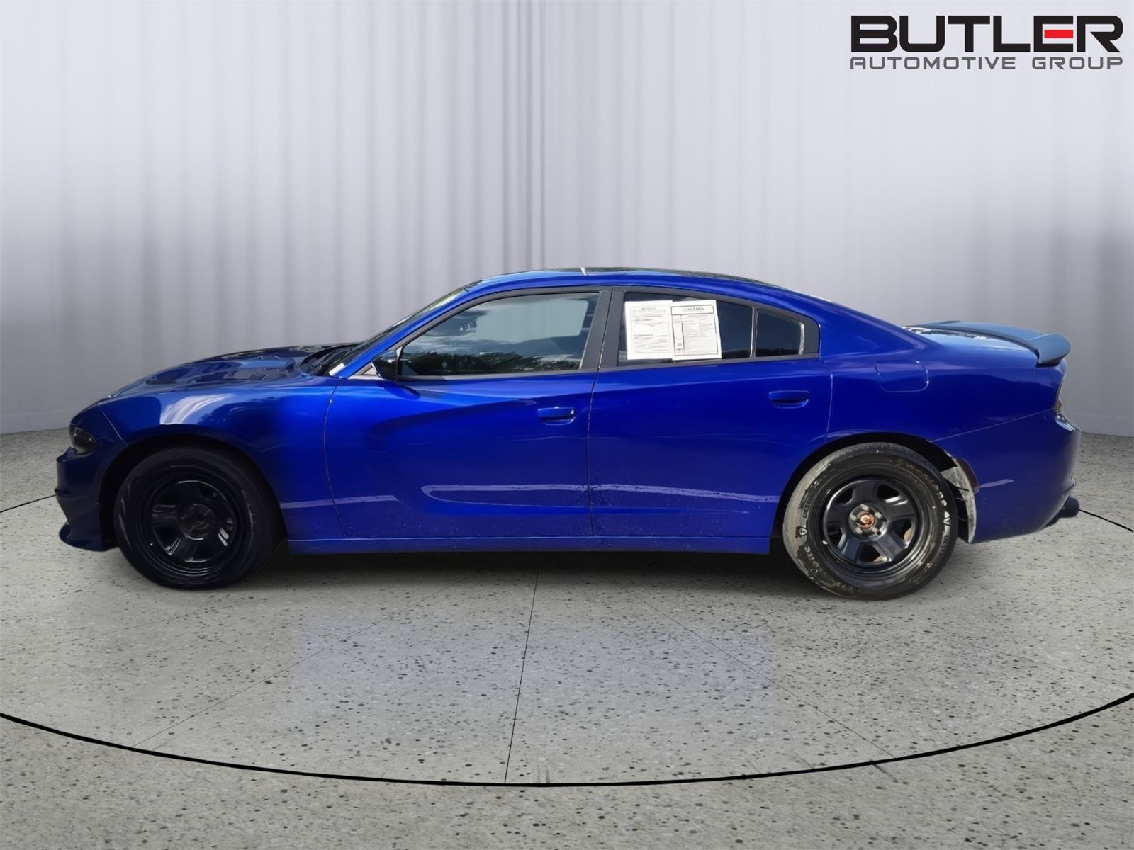 Used 2022 Dodge Charger SXT w/ Blacktop Package RWD image 6