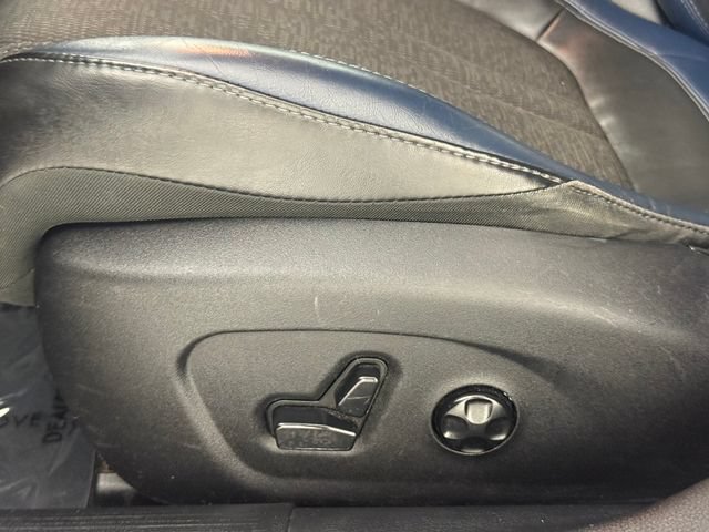 Used 2015 Chrysler 200 S w/ Navigation & Sound Group I FWD image 14