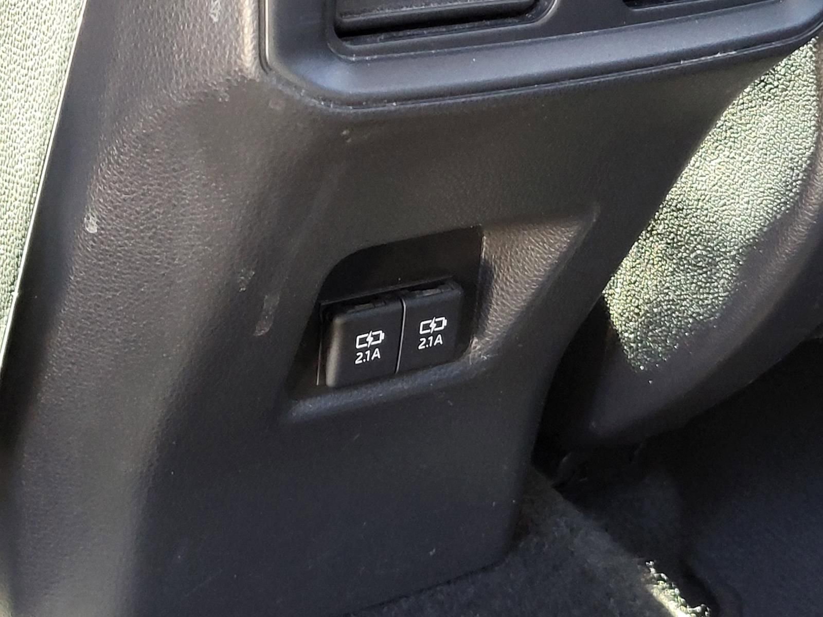 Used 2019 Toyota RAV4 XLE Premium image 14