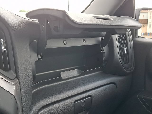 Used 2025 Chevrolet Silverado 1500 W/T RWD image 25