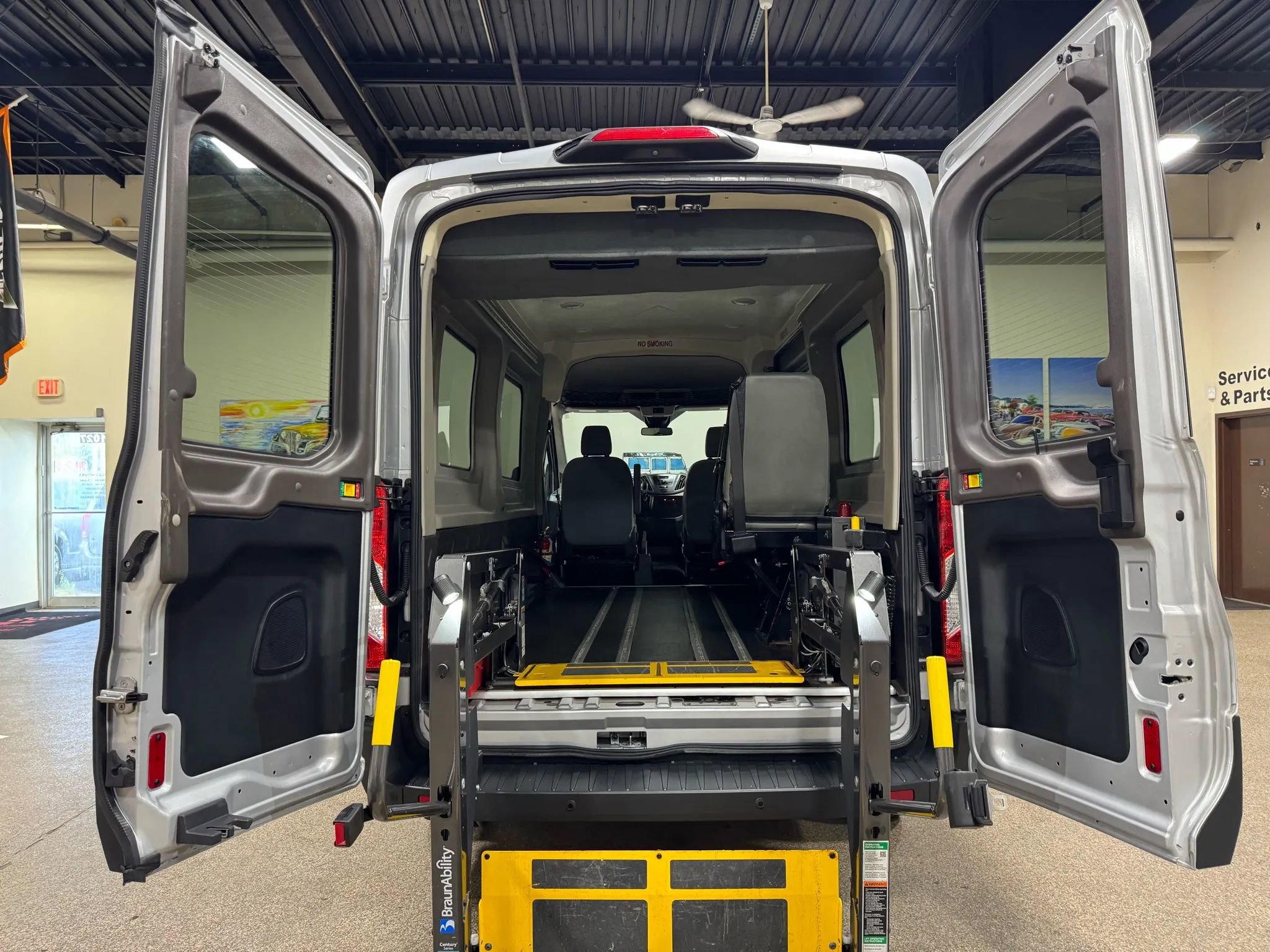 Used 2018 Ford Transit 250 148 Medium Roof image 57