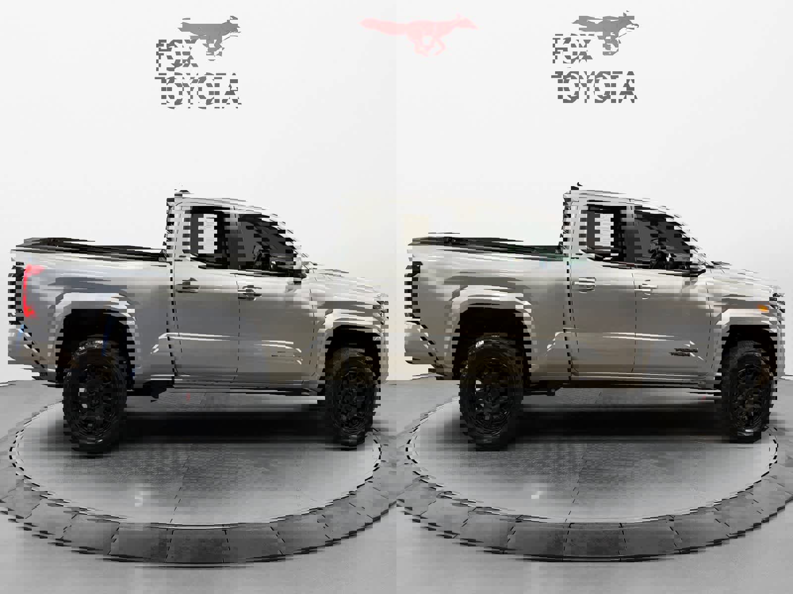 Used 2025 Toyota Tacoma SR5 image 7