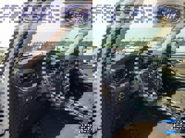 Used 2024 Ford Explorer XLT w/ Equipment Group 202A image 13