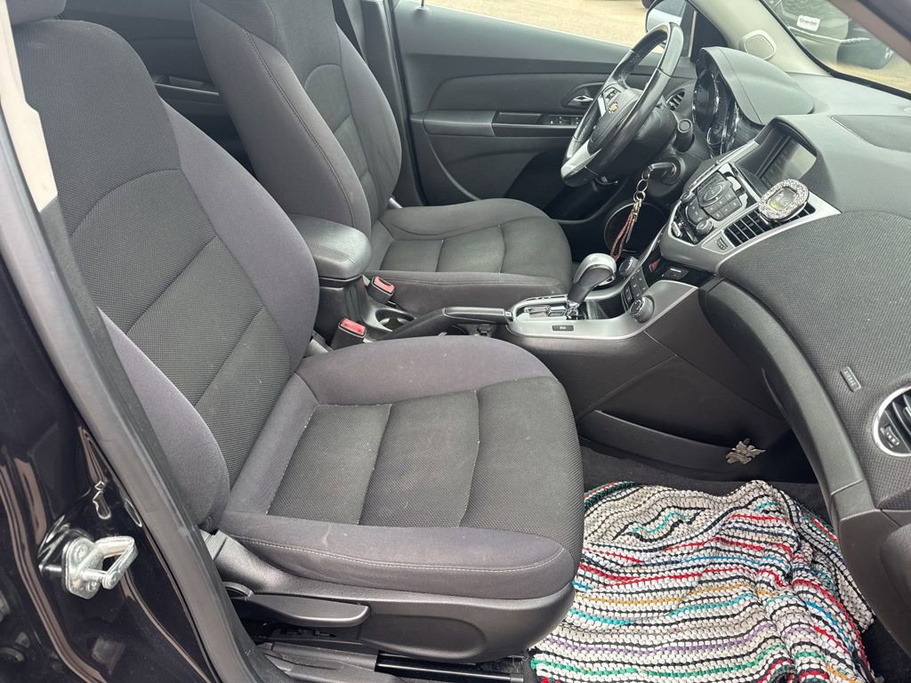 Used 2013 Chevrolet Cruze LT w/ All-Star Edition image 9