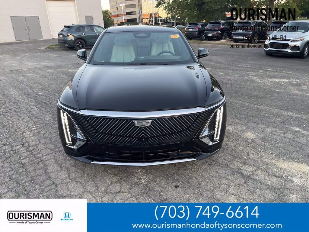 Used 2024 Cadillac Lyriq Luxury