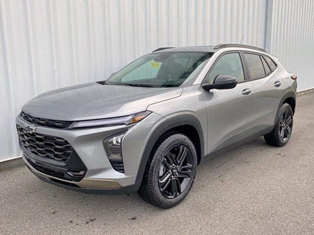 New 2025 Chevrolet Trax ACTIV w/ Sunroof Package