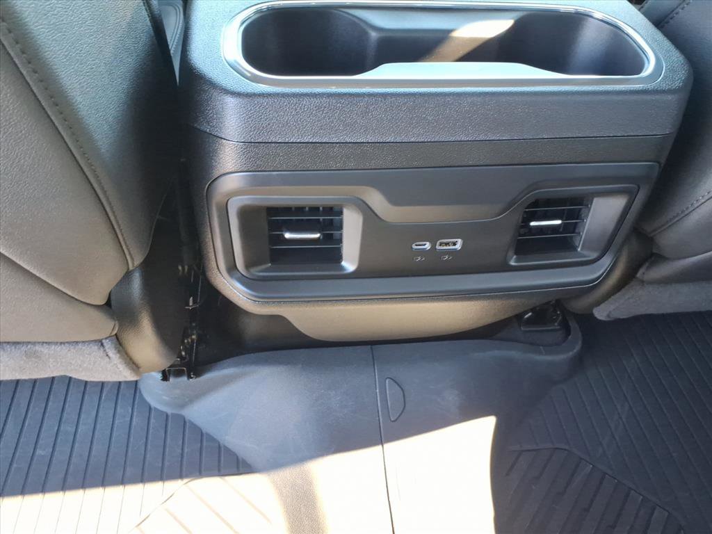 Used 2025 Chevrolet Silverado 2500 LT image 10