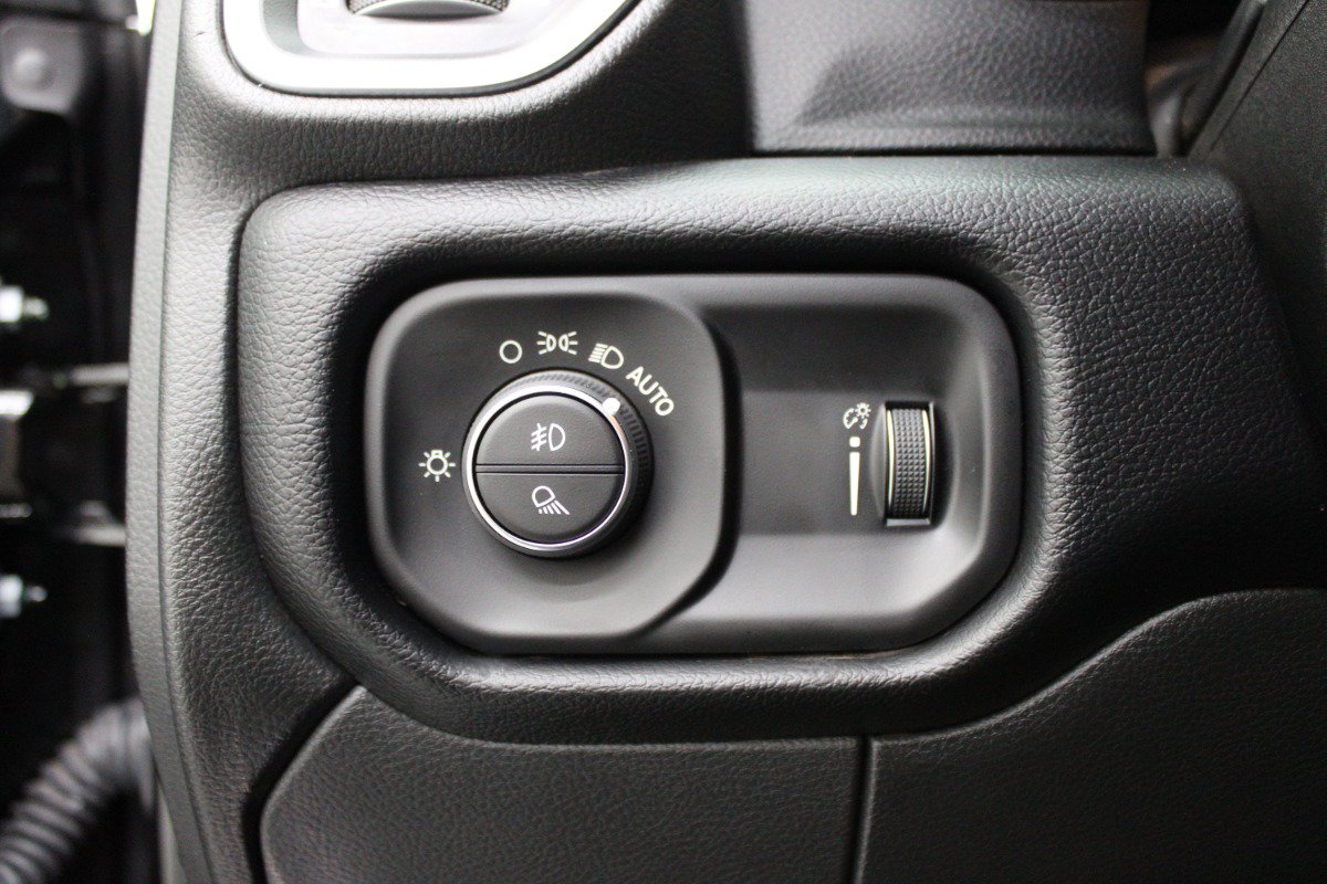 Used 2026 RAM 2500 Big Horn AWD/4WD image 16
