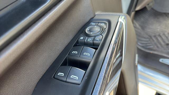 Used 2020 Chevrolet Silverado 2500 LTZ w/ LTZ Premium Package AWD/4WD image 12