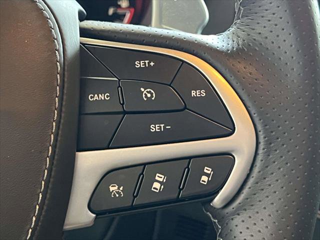 Used 2018 Jeep Grand Cherokee Trackhawk image 23